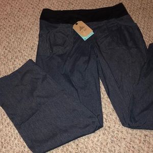 NWT PRANA SUMMIT PANTS!!